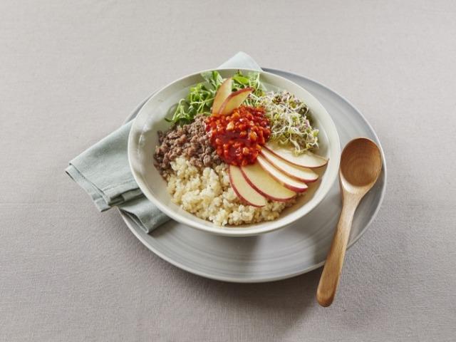 제철 사과, <strong>비빔밥</strong>에 올리면 상큼