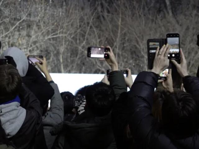 졸지에 범죄자 팬이 돼버린 이들의 웃픈 자화상, 영화 ‘성덕’ 오세연 감독