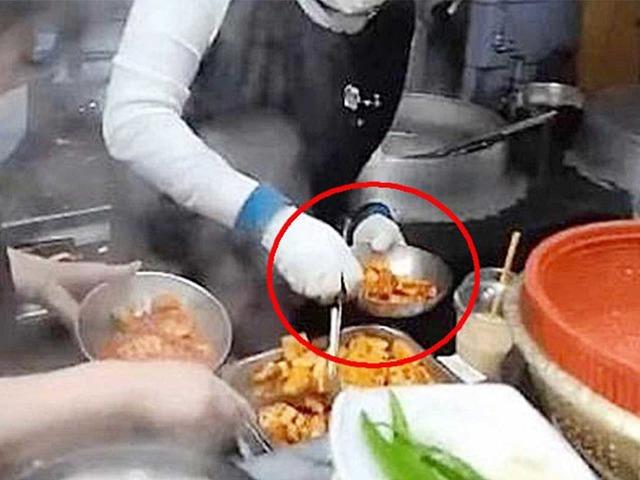 “그릇에 다시 담던데…” <strong>식당</strong>에서 반찬 재활용해도 처벌 받지 않는 음식