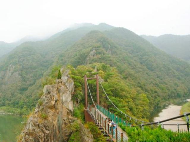 수달 살던 달천에 솟은 수려한 봉우리, 충주 수주팔봉