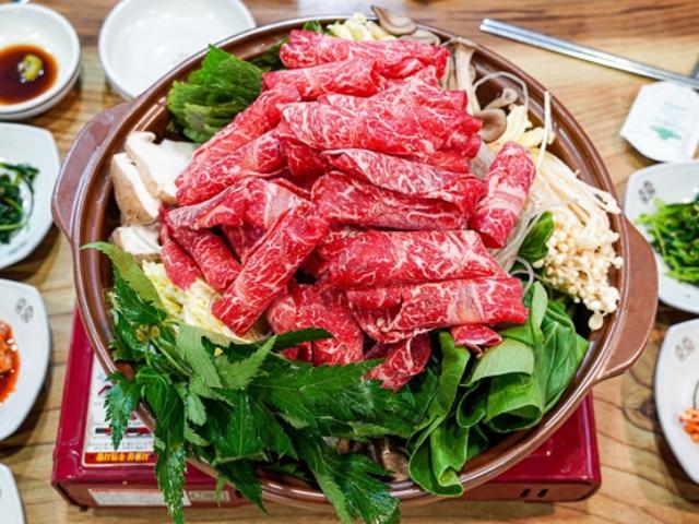 경남으로 떠나는 <strong>미식</strong><strong>여행</strong>, 소담스러운 밥상을 권하다