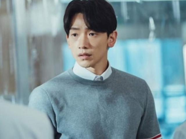 <strong>정지훈</strong>, 귀신으로 인생캐 쓴 ♥김태희 따라가는 '고스트 닥터'