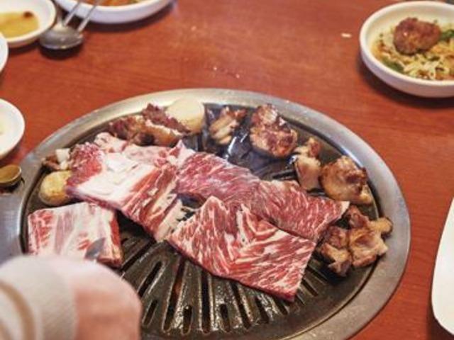 진짜 <strong>흑돼지</strong> 맛, 제주 '삼수정'