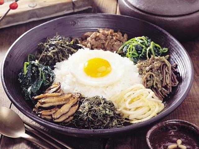 쌉싸름한 산의 맛을 쓱쓱싹싹… 한 그릇에 비빈 속리산