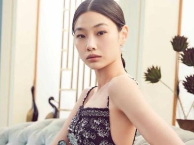 '트로피 정수리에 쪽' 정호연, 꿈같은 SAG<strong>시상식</strong> 비하인드