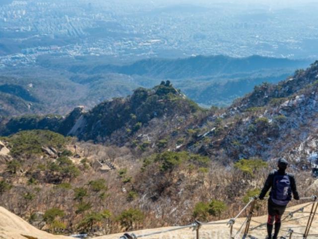 ‘북한산’으로 봄산행!..초보자부터 마니아까지 난이도별 추천 코스