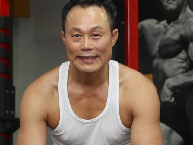 ‘<strong>근육 운동</strong>’으로 새로운 삶…오십견도 사라졌다