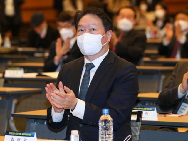 두나무·크래프톤 대기업 됐다…현대차 제친 'SK' 재계 2위 우뚝