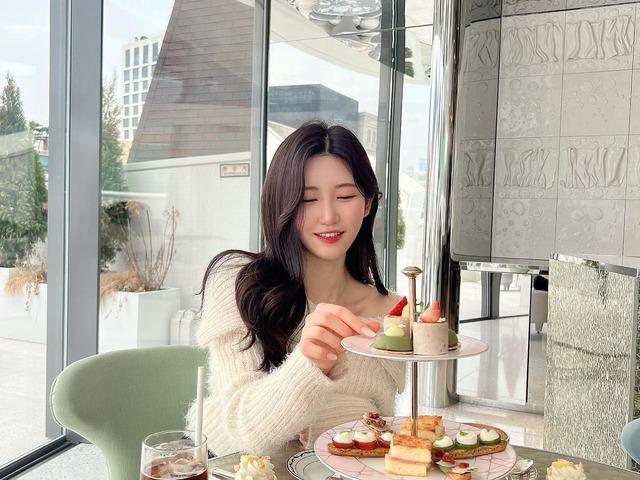 디올, 에르메스에서 먹는 디저트 <strong>명품</strong> <strong>브랜드</strong> 카페 4