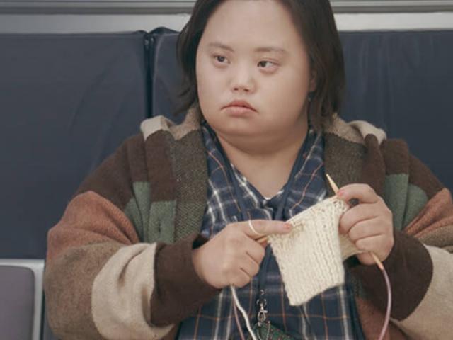 '우블' 韓 드라마 최초 다운증후군 배우 정은혜, <strong>한지민</strong> 쌍둥이 <strong>언니</strong>의 반전 이력