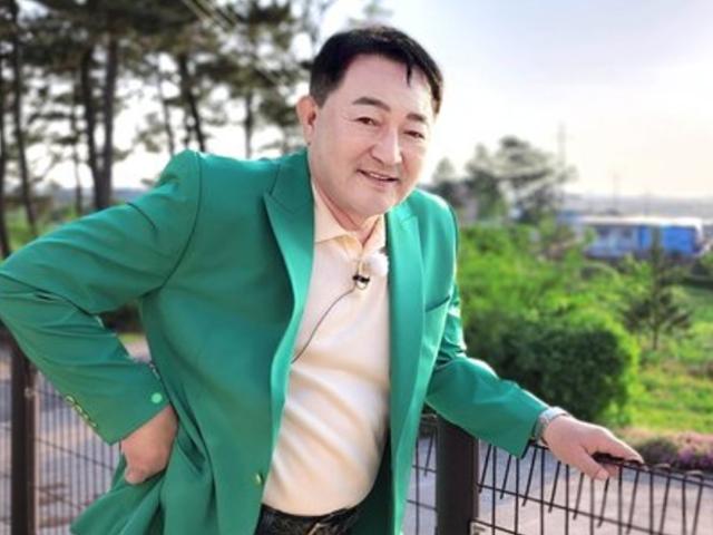 "빚 140억, 죽겠다 싶었다"…그런 <strong>임채무</strong>가 두리랜드 지킨 이유