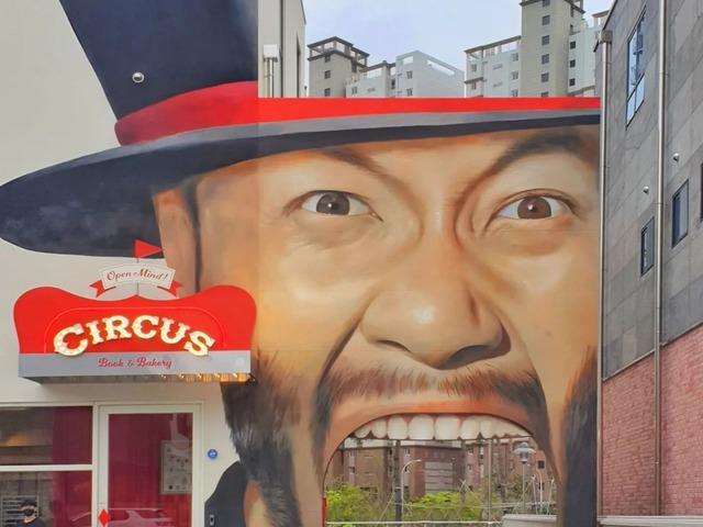 사장님은 <strong>연예인</strong>! 스타가 운영하는 전국 카페 6곳