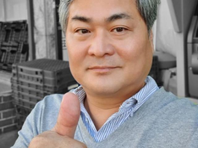 나이 들면 '틀딱'이라고?…정년<strong>퇴직 후</strong> 50만 유튜버 된 이 남자