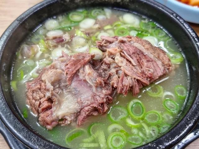 함께 식사하며 협치 이룩하길, 먹는 것에 진심 윤슐랭 맛집
