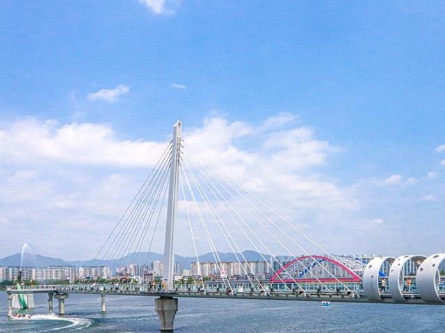 2시간이면 갈 수 있는 펀(fun)한 <strong>춘천</strong> <strong>여행</strong> 코스
