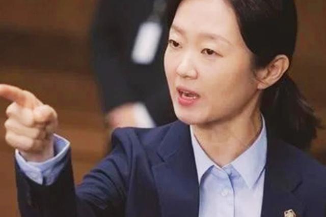 ‘우영우’에서 독보적 존재감 드러낸 여<strong>배우</strong>, 어디서 많이 봤는데…