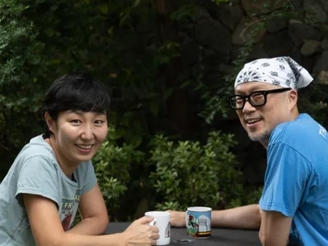 “나름 즐기며 살아온 우리, 계속 이렇게 살아가겠지”