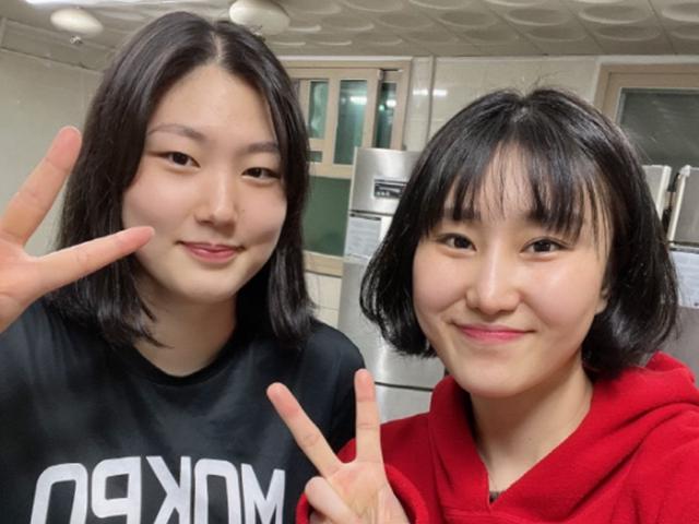 '첫 발' 띤 동생들에게, 언니이자 선배가 전하는 '찐' <strong>조언</strong>