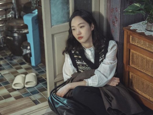 돈 앞에서 위태로운…‘MZ세대 세 <strong>자매</strong>’의 여정