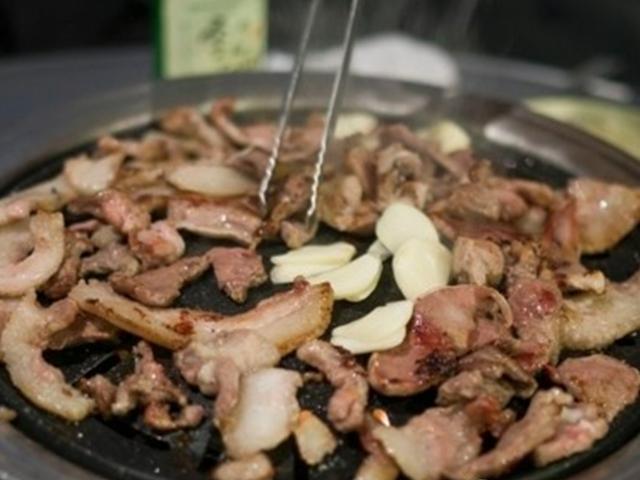 잡육이라고 무시하다 깜짝 놀랄 맛…바로 '김해 뒷고기'
