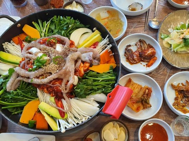 백년을 이어갈 고수의 손맛, 대한민국 백년가게 <strong>전남</strong><strong>맛집</strong> BEST 5