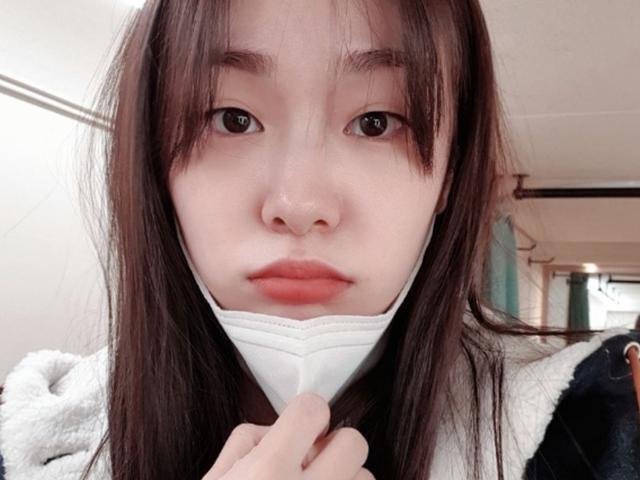 얼마나 답답했으면…김연아 "쌍수 안 했어요", <strong>성형수술</strong> 의혹 직접 해명