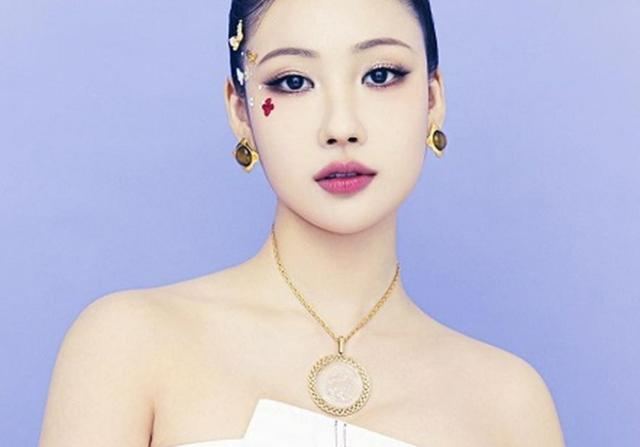 넘버1 뷰투버 '이사배'의 변신…특수분장사→톱크리에이터→사업가