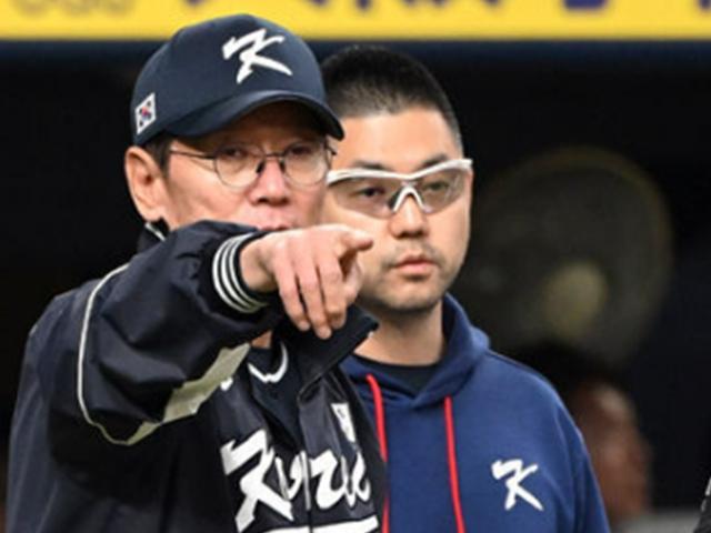"2군 선수들에 패배를 어떻게 생각하느냐" 日의 도발, 이강철 감독은 의연하게 대처하다