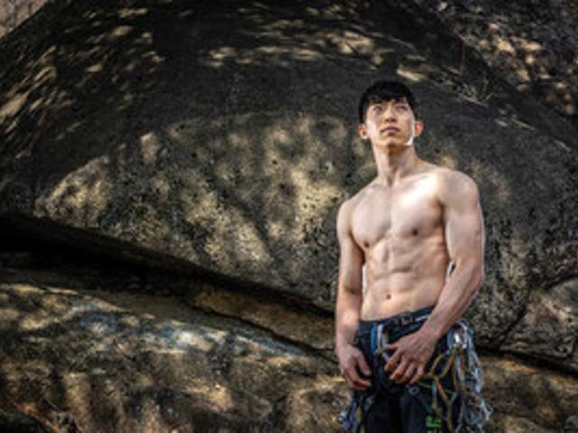 ['피지컬 100' 김민철 인터뷰] 톱 5 비결? 등산객 구하며 키운 실전 <strong>근육</strong>!