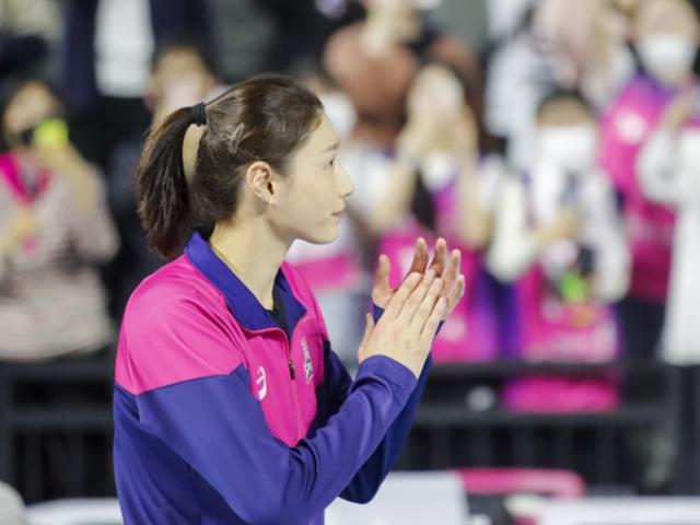 ‘현역 연장’ 시사한 김연경, 그의 FA 행선지에 따라 에어컨리그 판도가 달라진다