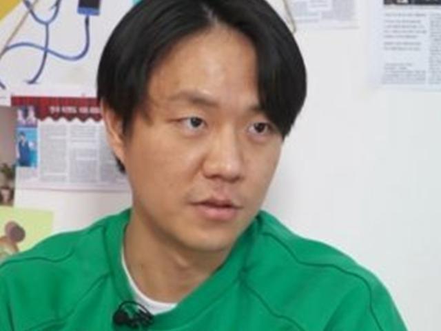 <strong>웹소설</strong> <strong>작가</strong>가 된 의사…비결은 “매일 100원짜리 글 쓰기”