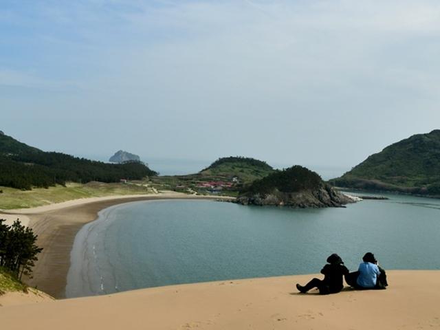 파도와 바람이 빚은 신비한 모래 언덕 만나러 우이도 갑니다