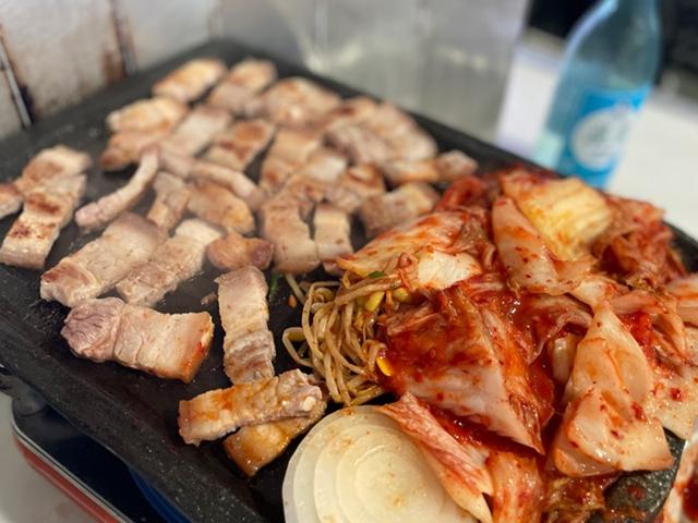 비도 오고 선선해졌는데 야장 <strong>삼겹살</strong> 어때...?! 야장 <strong>삼겹살</strong>집 추천