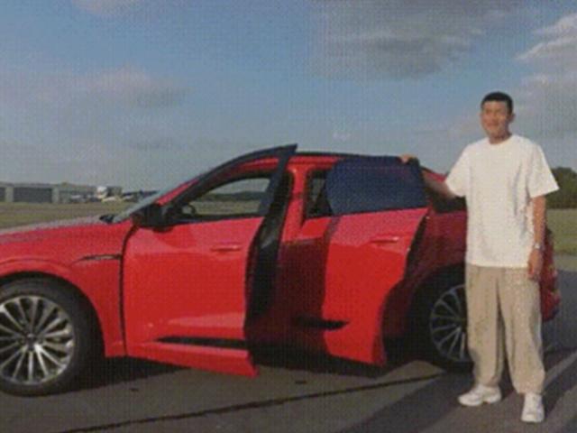 괴물 수비 ‘<strong>김민재</strong>’..독일 바이에른 뮌헨서 그가 타는 차는?