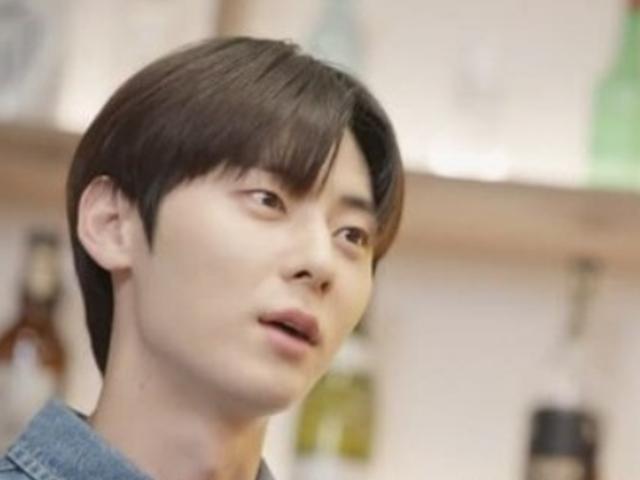 황민현, '"무조건 하루에 우유 1.2L 마셔야 퇴근.. 연습생 때 가장 힘들었던 기억".. <strong>BTS</strong> <strong>슈가</strong>도 놀라게 한 이야기('슈취타')