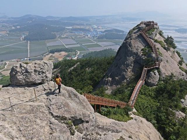 ‘하트 해변’ 나홀로 전세, 별·바람 모두가 공짜였다