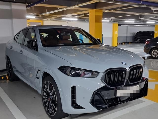 "크기는 육중한데, 주행감은 스포츠카"…BMW X6 M60i[시승기]