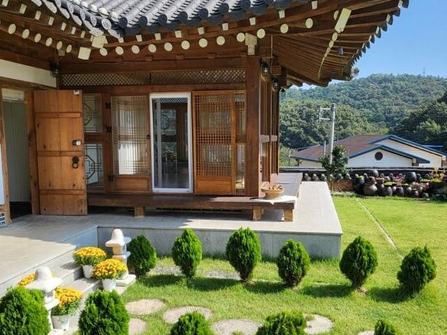 "강아지와 한옥 체험을?"...반려견과 여유를 즐길 수 있는 경주 애견동반 한옥 <strong>숙소</strong> BEST3