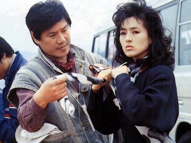 ‘에로영화 감독’이 좋다는 78세 이장호와 53세 <strong>봉만대</strong>의 ‘무릎과 무릎 사이’?