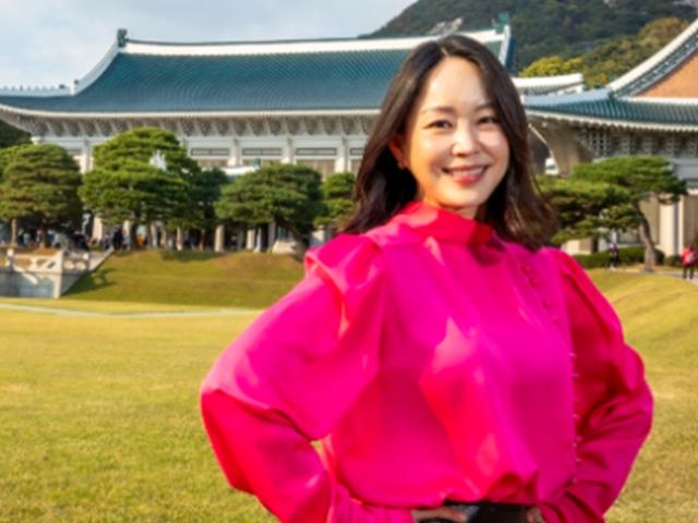 “별명은 ‘청와대 마돈나’... 가슴에 17cm 수술 자국, 그래서 <strong>더</strong> 독하게”