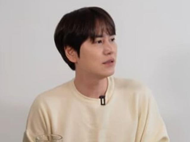 "<strong>성시경</strong>이랑 술 마시고 매니저한테 나체로 발견돼.." 슈주 규현이 전한 <strong>성시경</strong> 술자리 비하인드