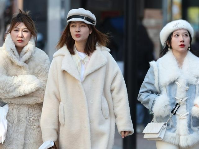 10~30대 일본 여성들에게 물었다…"한국에서 하고싶은 것 1위는?"