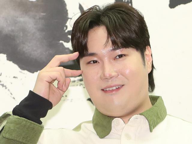 "X파 있다, 섹시 토크도 해…예비 신부? 내 배다른 동생" 유재환 카톡 '충격'