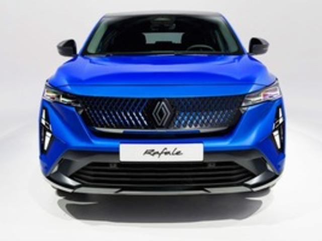 르노, 새로운 PHEV 모델 '라펠 E-Tech 4x4' 공개...오는 가을에 출시 예정