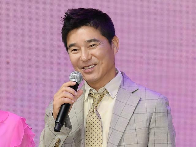 <strong>임창정</strong>, 빨간줄 서사는 피했지만…찝찝한 복귀가 되지 않으려면