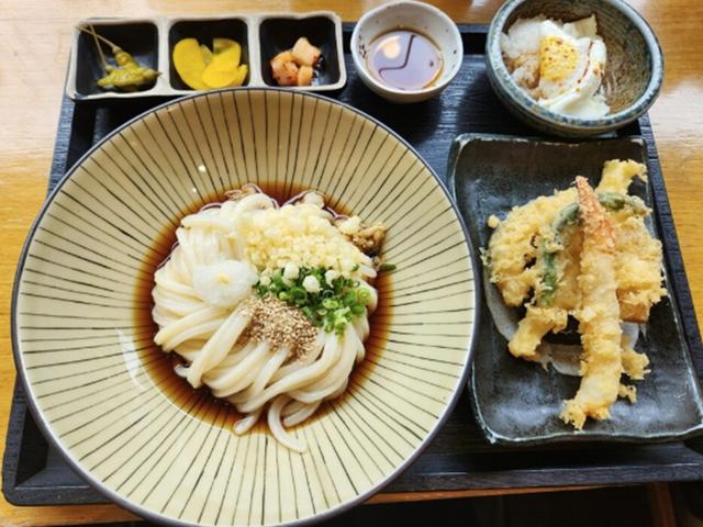 탱탱한 면과 시원한 감칠맛이 몰아친다