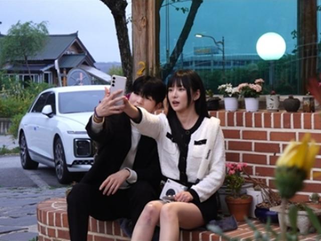 "무당이랑 <strong>연애</strong>하면 어떨 거 같아?" MZ 무속인들, '신들린' 플러팅 ing (신들린 <strong>연애</strong>)