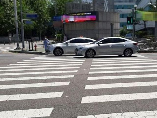 유튜브 틀고 과속…일가족 사망케한 <strong>20대</strong> 공무원 '금고 10개월'