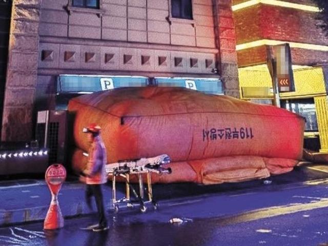 에어매트, '어떻게' 사용해야 안전할까···가슴에 손 모은 채 '엉덩이'로 떨어져야