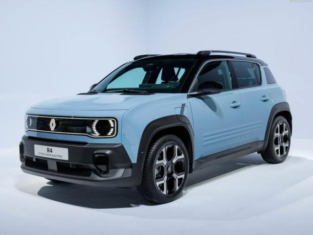 국내에선 못 볼 2026 르노4 재 탄생! 소형 <strong>전기</strong> <strong>SUV</strong>